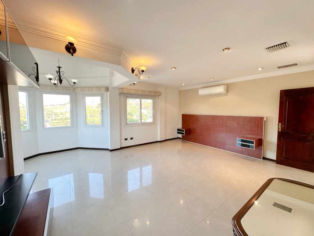 Casa en Venta6to Anillo, Zona Norte, Urbanización Ciudad Jardín, calle Los Tulipanes Foto 33