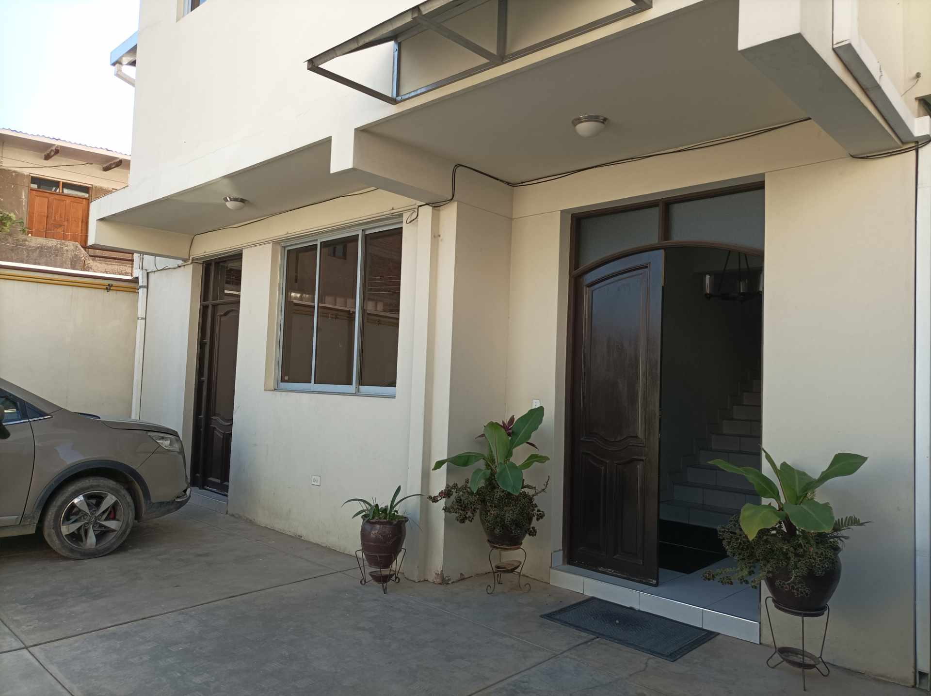 Casa Blanco Galindo kilómetro 4 una cuadra al norte  Foto 7