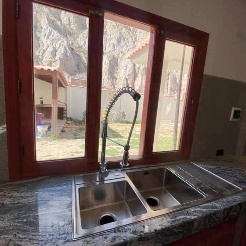 Casa en Aranjuez en La Paz 5 dormitorios 6 baños 2 parqueos Foto 5