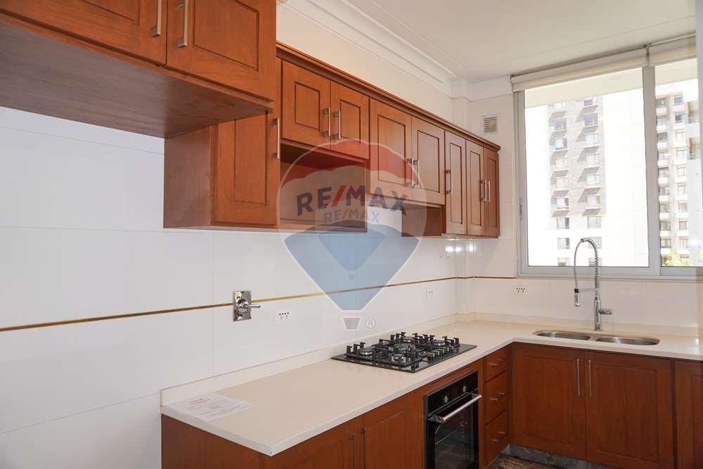 Departamento en Aranjuez en Cochabamba 2 dormitorios 2 baños  Foto 8