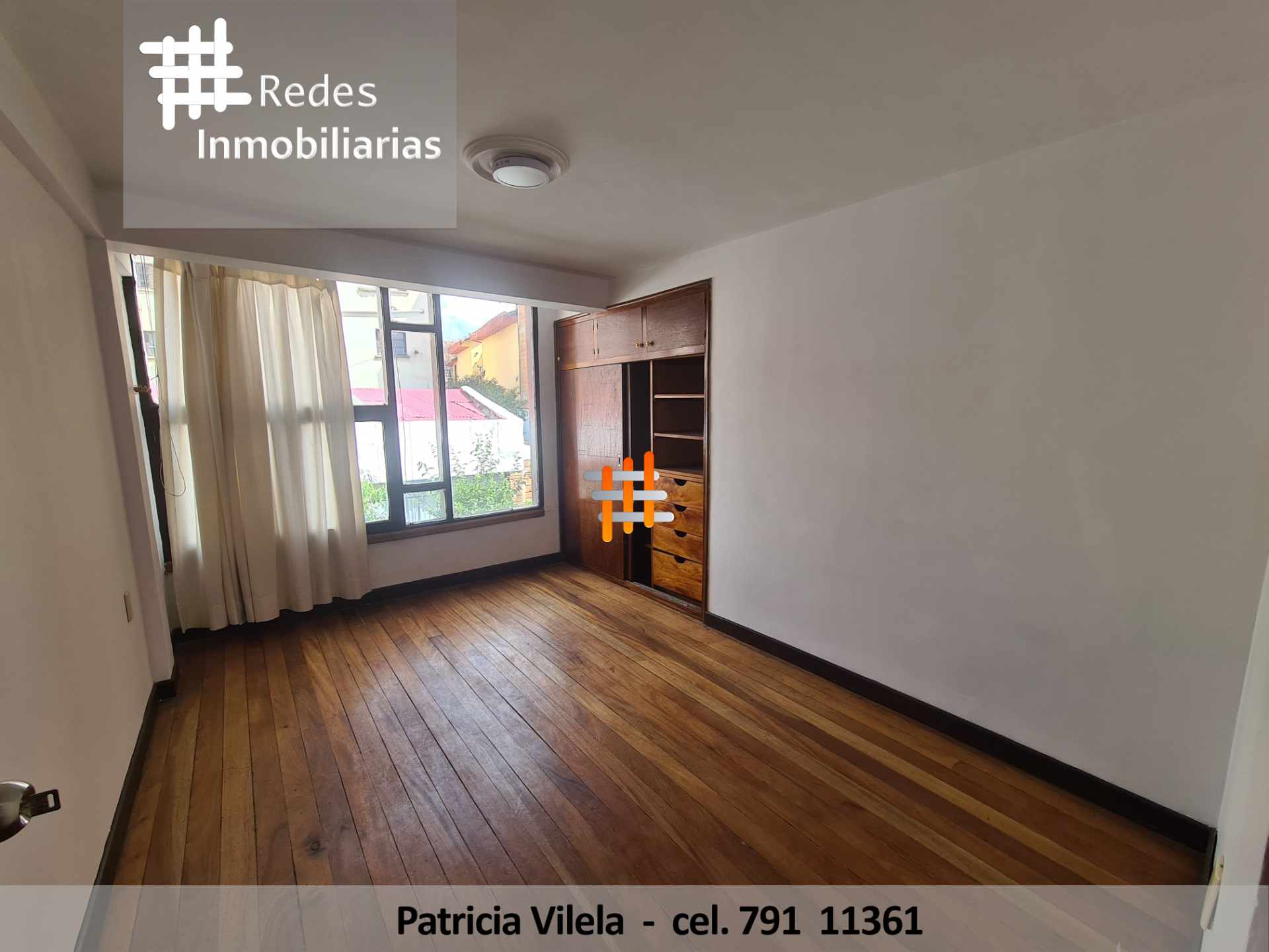 Casa en VentaDOS CASA JUNTAS EN VENTA EN PLENO DE SOPOCACHI EXCELENTE UBICACIÓN  8 dormitorios 5 baños 2 parqueos Foto 8