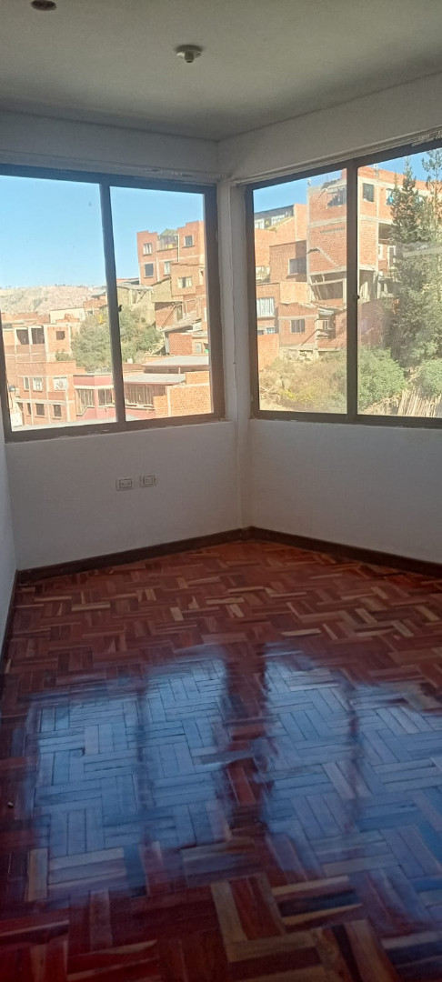 En Alquiler a Bs 1,800 Foto 6