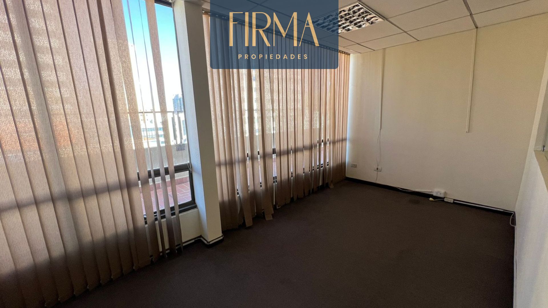 Oficina en AlquilerALQUILA ESTA OFICINA EN AV. 6 DE AGOSTO 6 dormitorios 2 baños 1 parqueos Foto 7