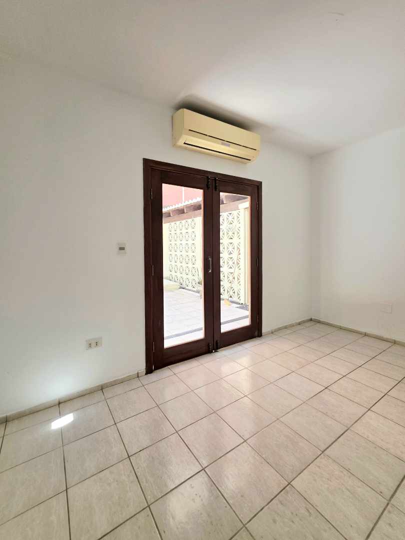 Departamento en Entre 1er y 2do anillo Oeste en Santa Cruz de la Sierra 3 dormitorios 2 baños 1 parqueos Foto 10