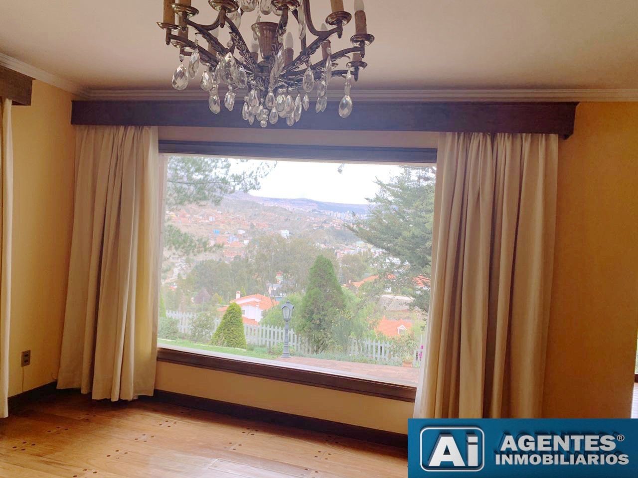 Casa en AlquilerLA FLORIDA HERMOSA RESIDENCIA EN ALQUILER 4 dormitorios 4 baños 4 parqueos Foto 14