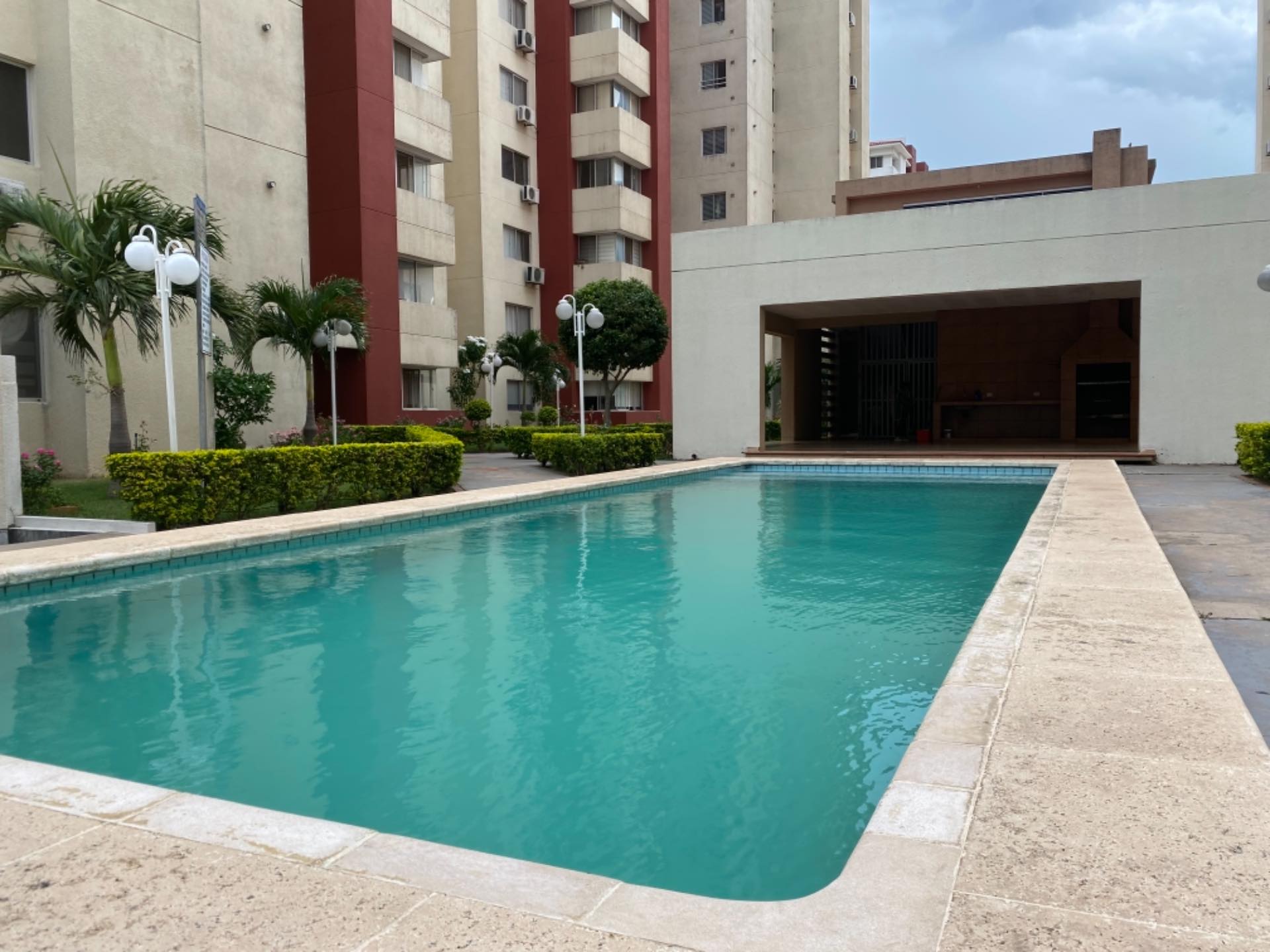 Departamento Condominio San Francisco II Av Doble Vía a la Guardia entre 5 Y 6 anillo  Foto 3