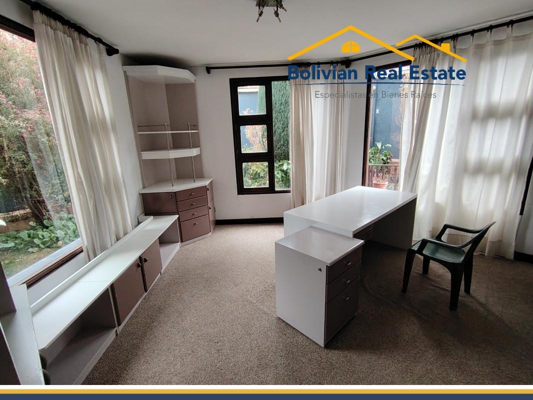 Casa en Achumani en La Paz 4 dormitorios 4 baños 4 parqueos Foto 15