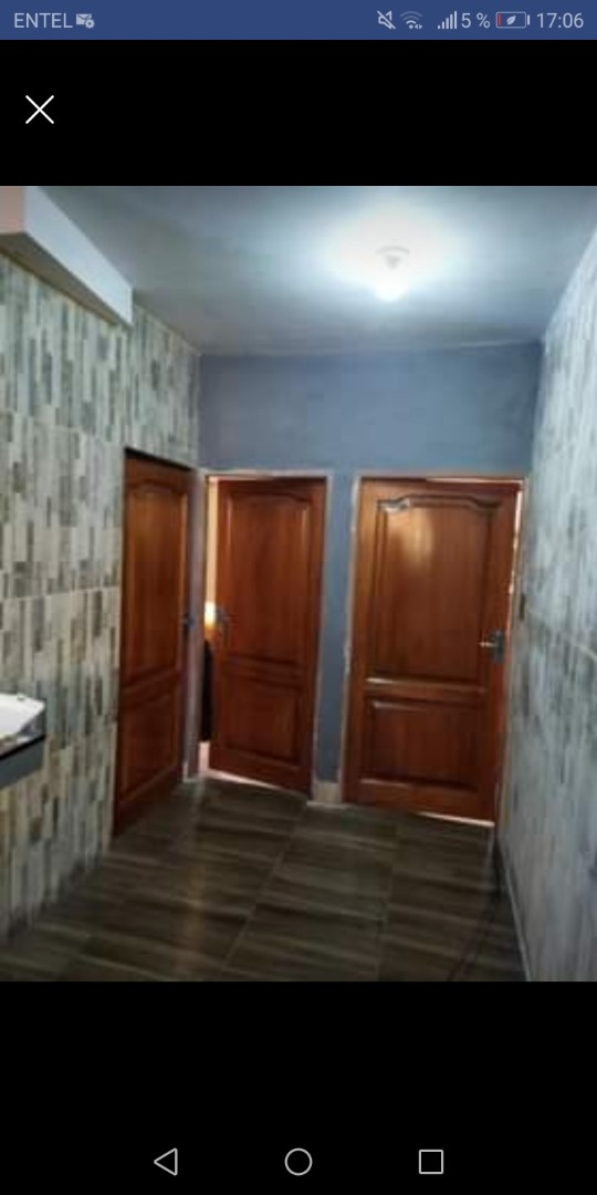 Casa en Tupac Katari en El Alto 5 dormitorios 3 baños 3 parqueos Foto 4