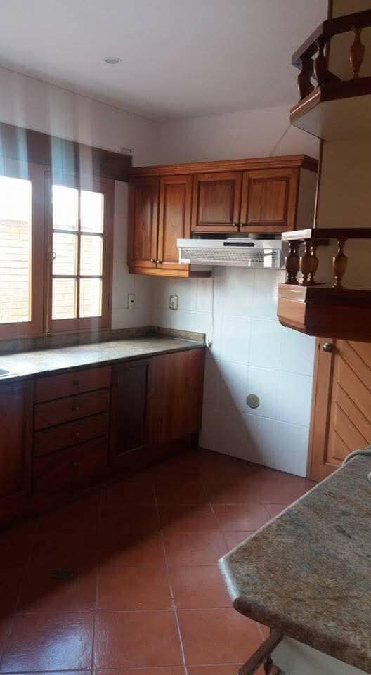 Casa en Mallasilla en La Paz 4 dormitorios 4 baños 3 parqueos Foto 4