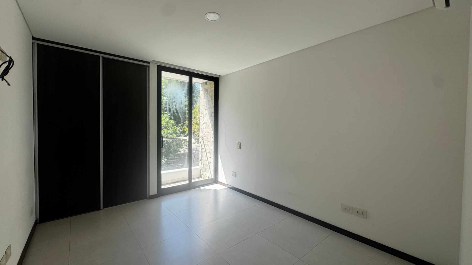 Departamento en Equipetrol en Santa Cruz de la Sierra 2 dormitorios 2 baños 1 parqueos Foto 11
