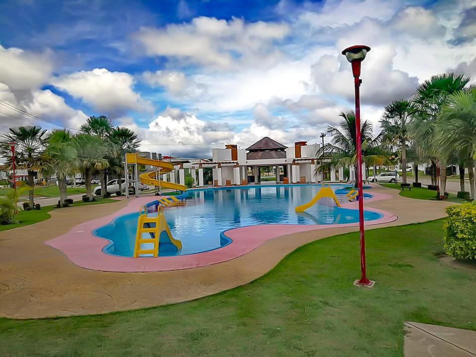 Casa en Venta<b>CASA EN VENTA EN EL URUBÓ - CONDOMINIO SANTA CRUZ DE LA COLINA</b> 4 dormitorios 4 baños 2 parqueos Foto 5