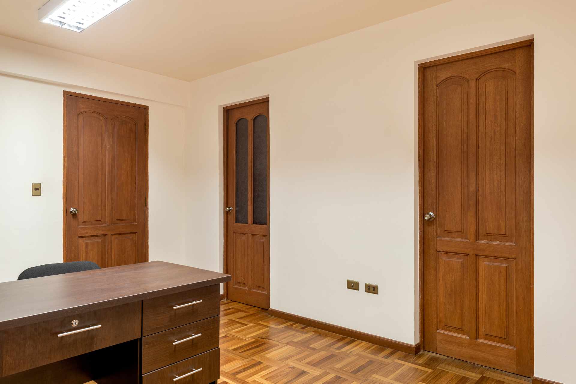 Oficina en VentaAv. Villarroel 1851 Foto 7