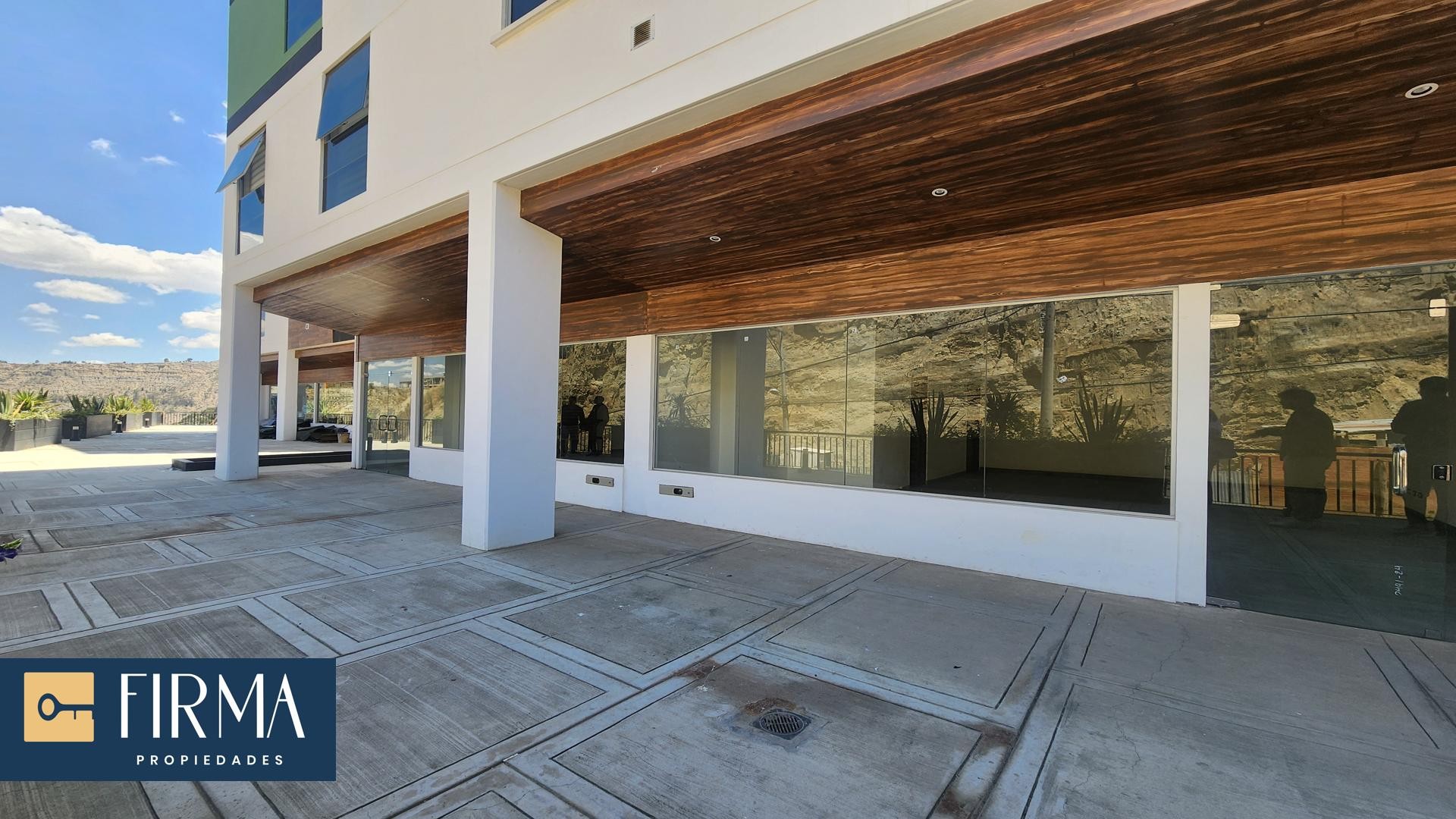 Local comercial LOCAL COMERCIAL EN VENTA, ACHUMANI CALLE 31 Foto 1