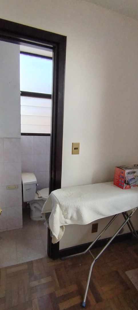 Departamento en Calacoto en La Paz 3 dormitorios 4 baños 1 parqueos Foto 3