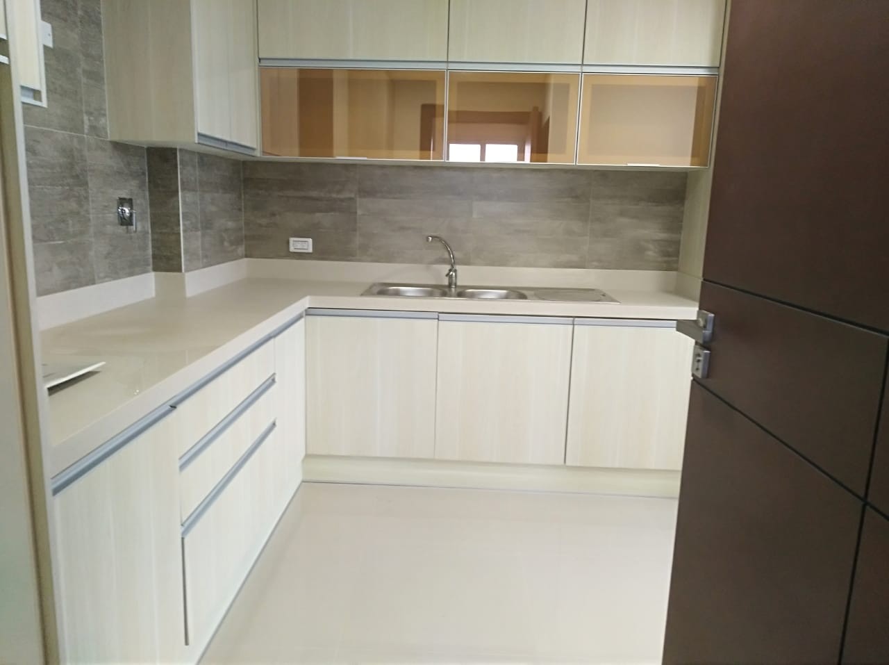 Departamento en Equipetrol en Santa Cruz de la Sierra 3 dormitorios 3 baños 3 parqueos Foto 5