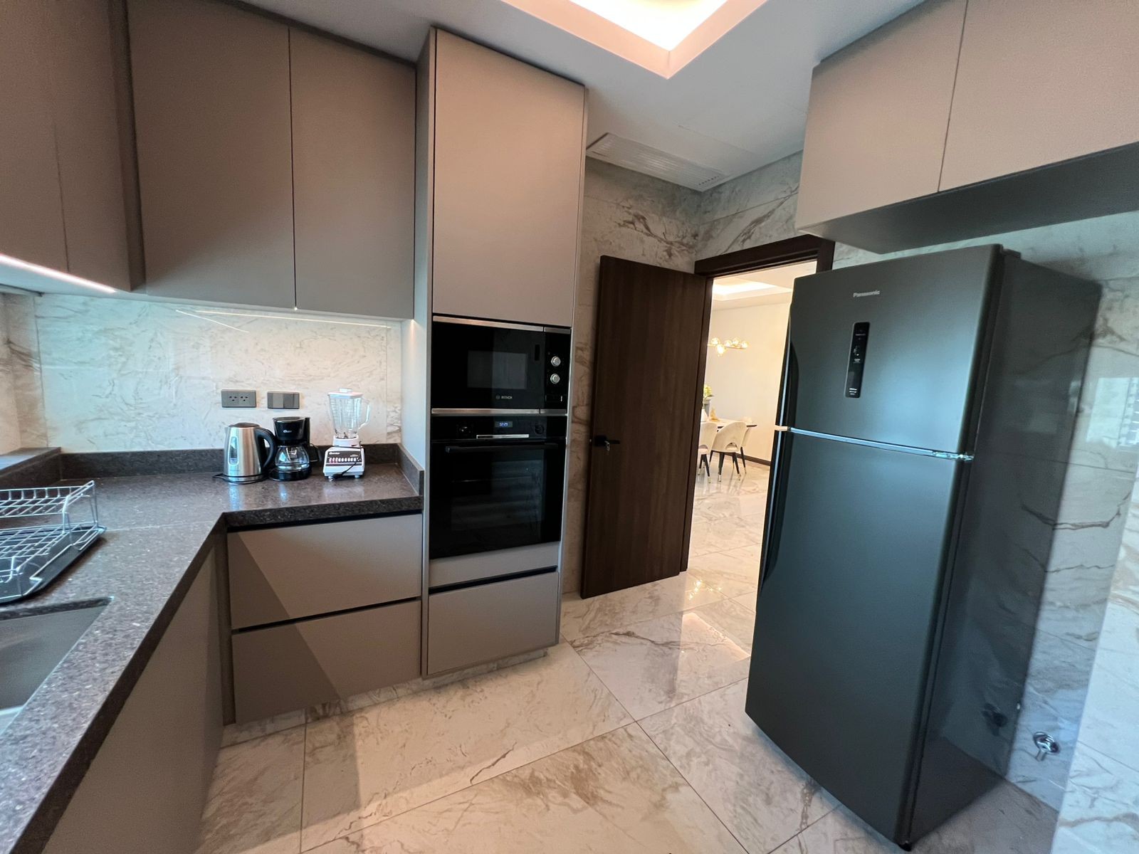 Departamento en Equipetrol en Santa Cruz de la Sierra 1 dormitorios 2 baños  Foto 12