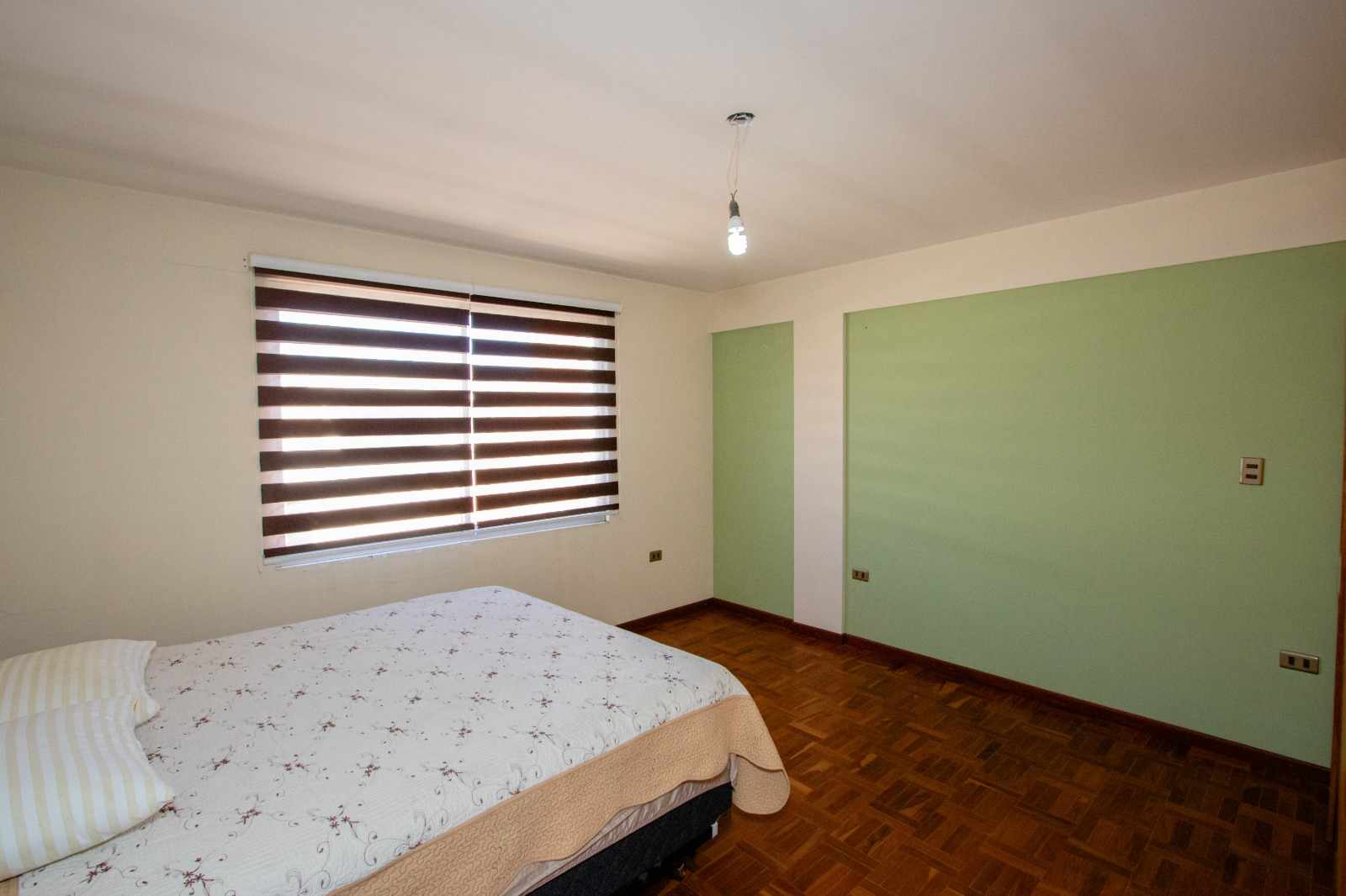 Casa en VentaAv. República - Y Av. 6 de agosto Sur 3 dormitorios 2 baños 2 parqueos Foto 29