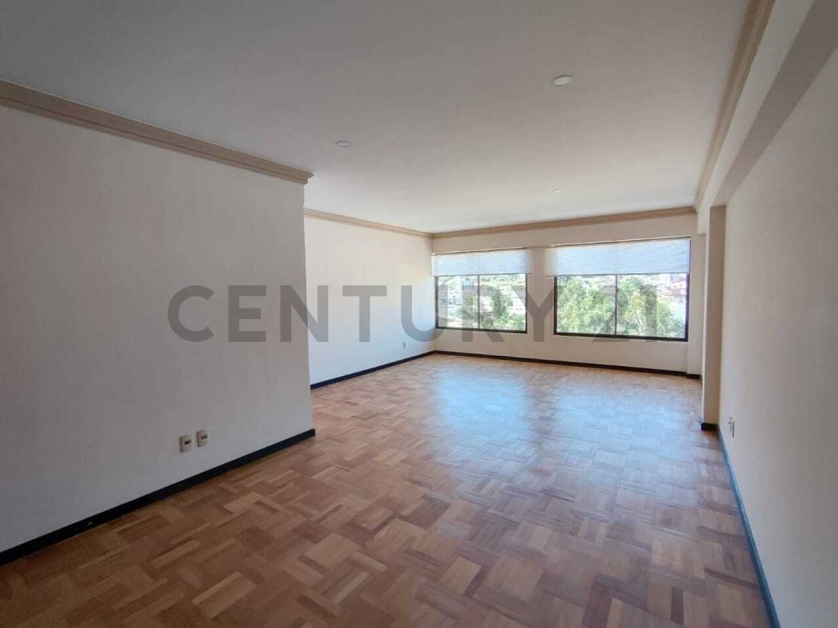Departamento en Achumani en La Paz 3 dormitorios 4 baños 1 parqueos Foto 19