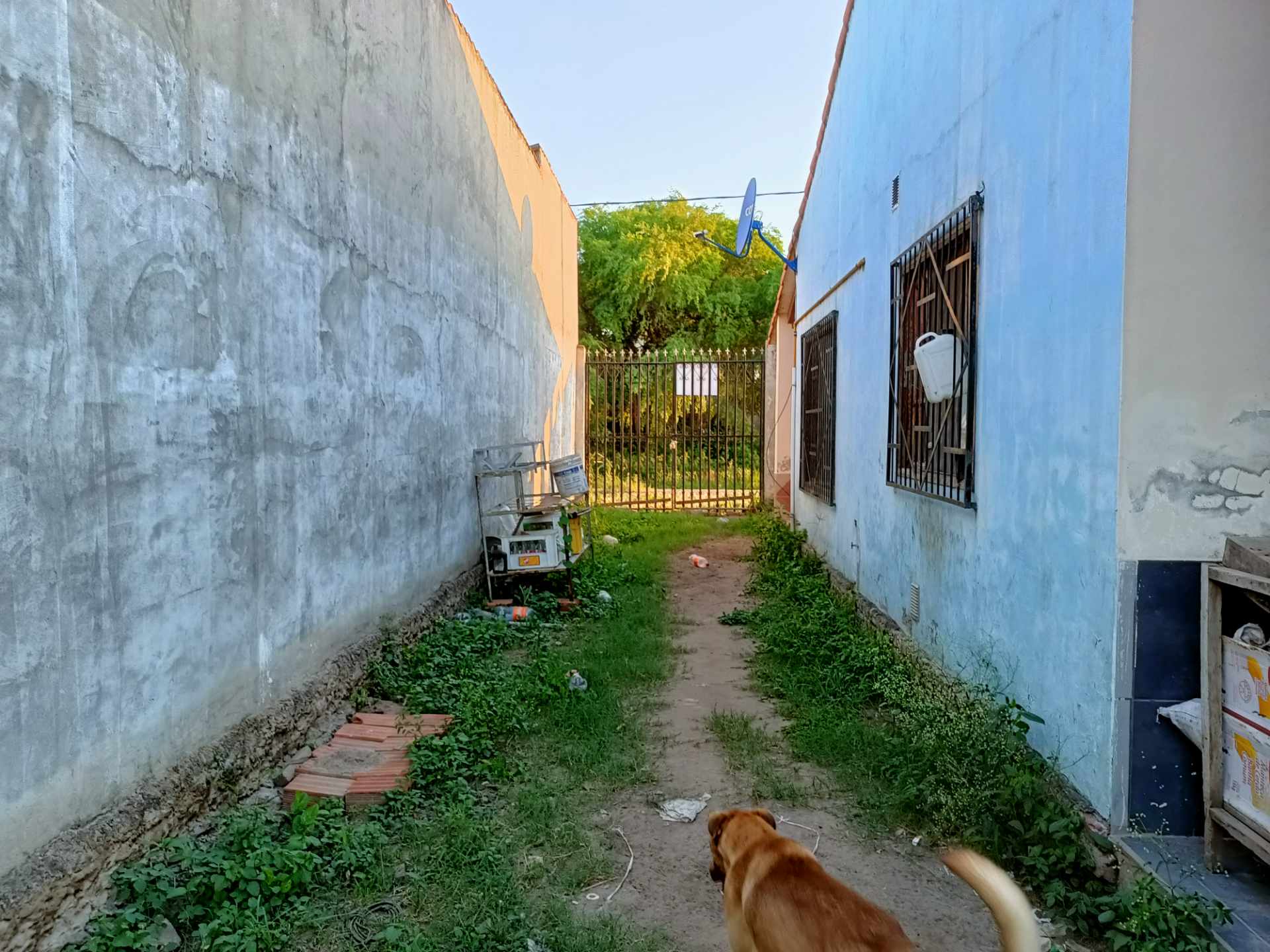 Casa Urb. Leónidas, Barrio el Terrado III. Cerca a Mercado Bicentenario Foto 8