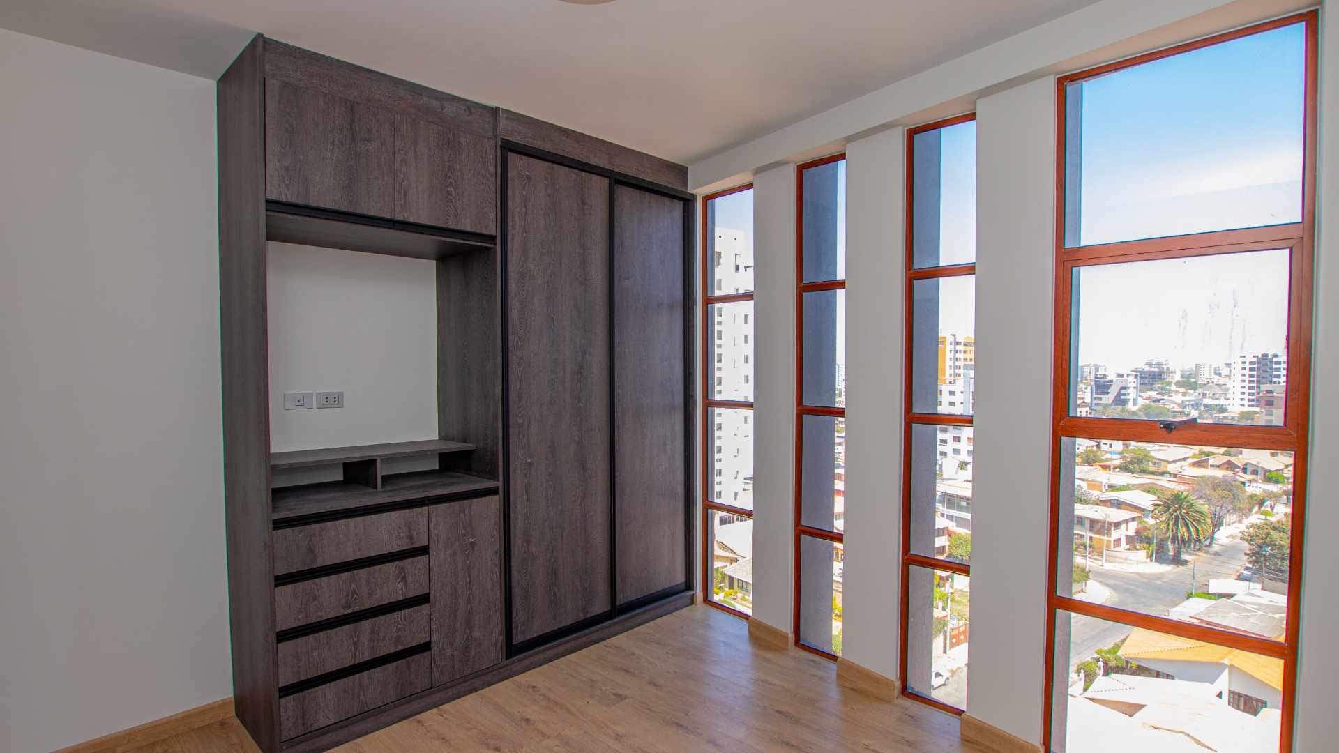 Departamento en VentaEdif. Vintage, Calle Simeón Roncal - Zona Cala Cala Foto 8