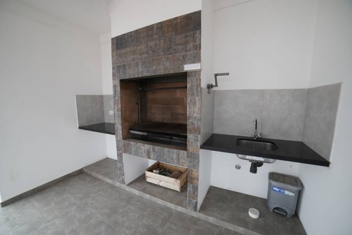 Departamento en Entre 3er y 4to anillo Oeste en Santa Cruz de la Sierra 1 dormitorios 1 baños  Foto 5