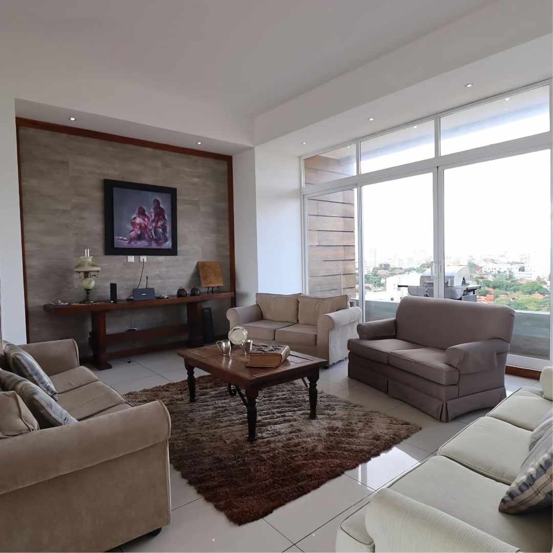 Departamento en VentaAvenida Beni, esquina Los Cusis Foto 7