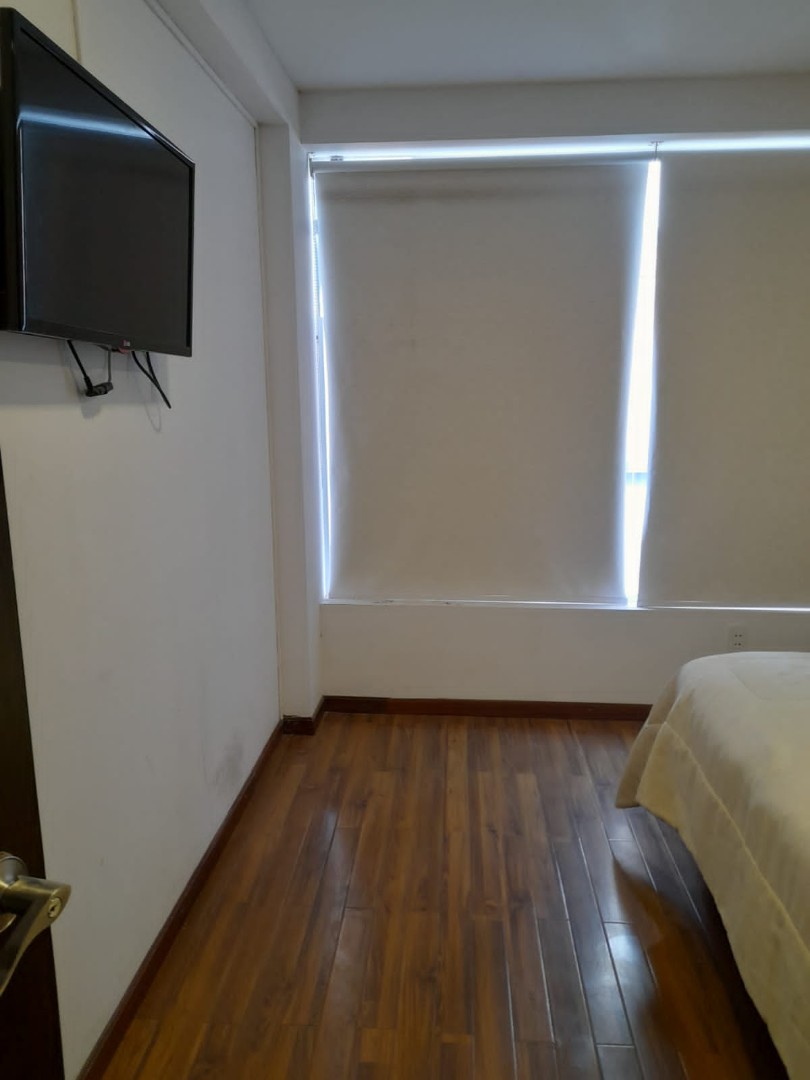 En Alquiler a $us 480 Foto 3