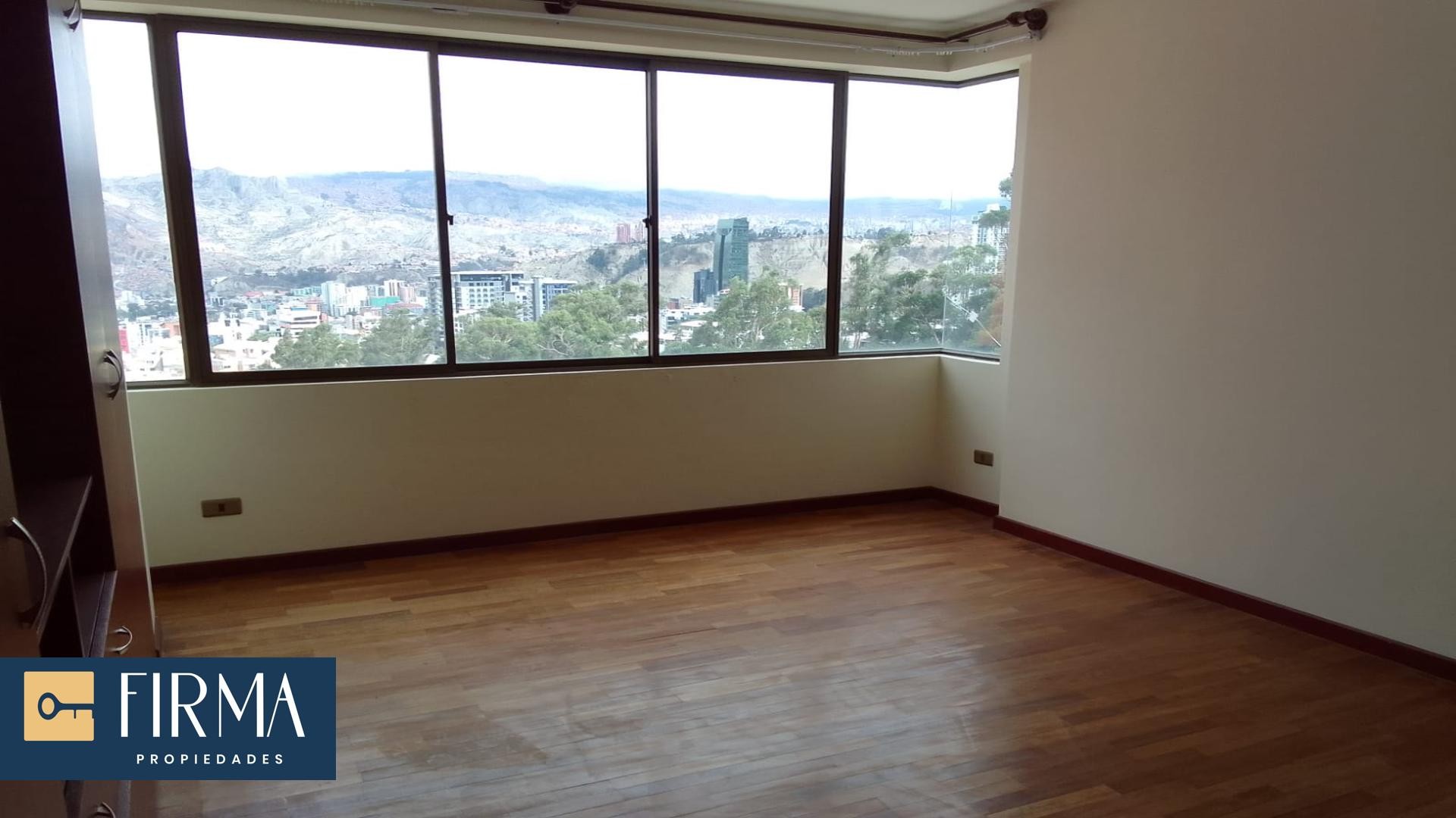 Departamento en Los Pinos en La Paz 3 dormitorios 4 baños 1 parqueos Foto 20