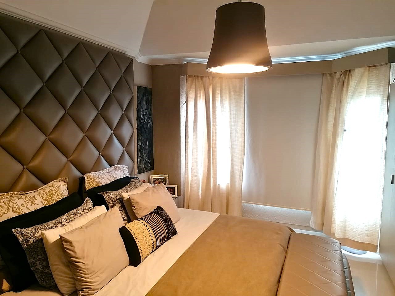 Departamento en VentaZona Av. Roca y Coronado 4° anillo 4 dormitorios 3 baños 2 parqueos Foto 8
