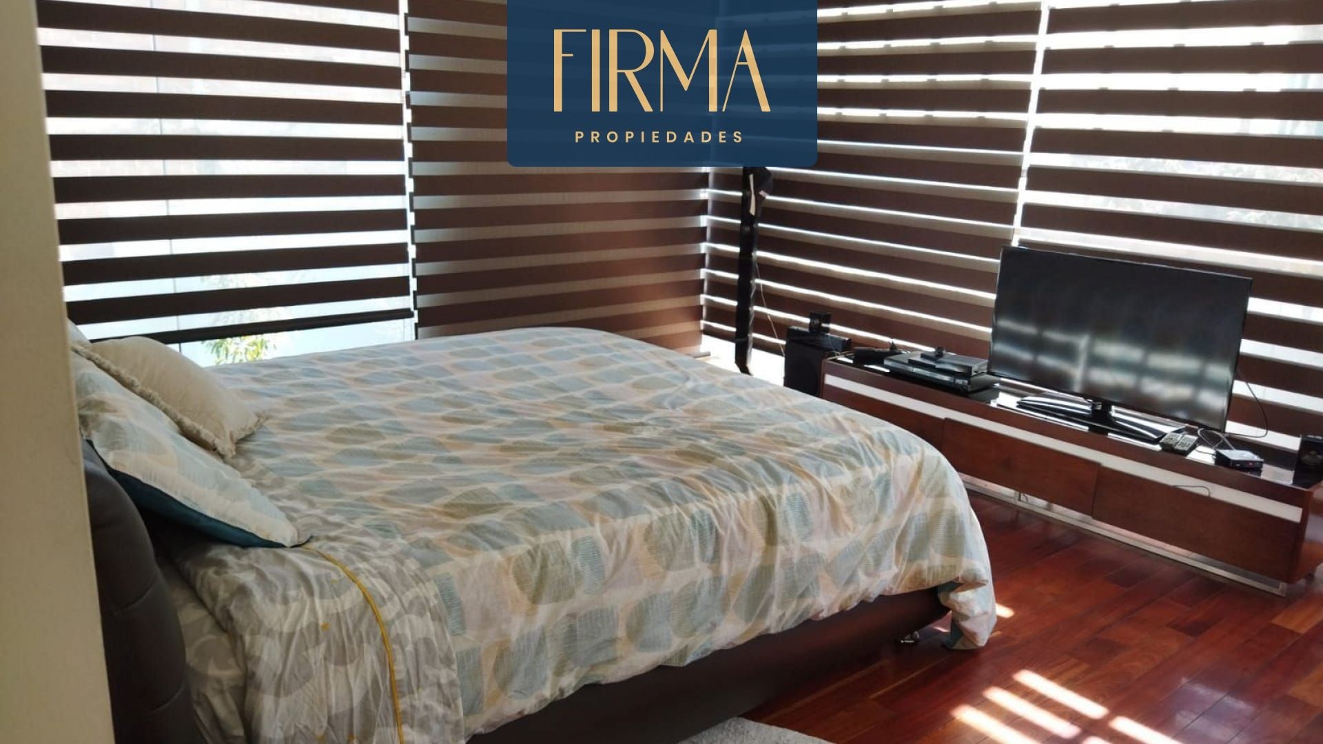 Casa en VentaCASA EN VENTA, COTA COTA 3 dormitorios 5 baños 5 parqueos Foto 9