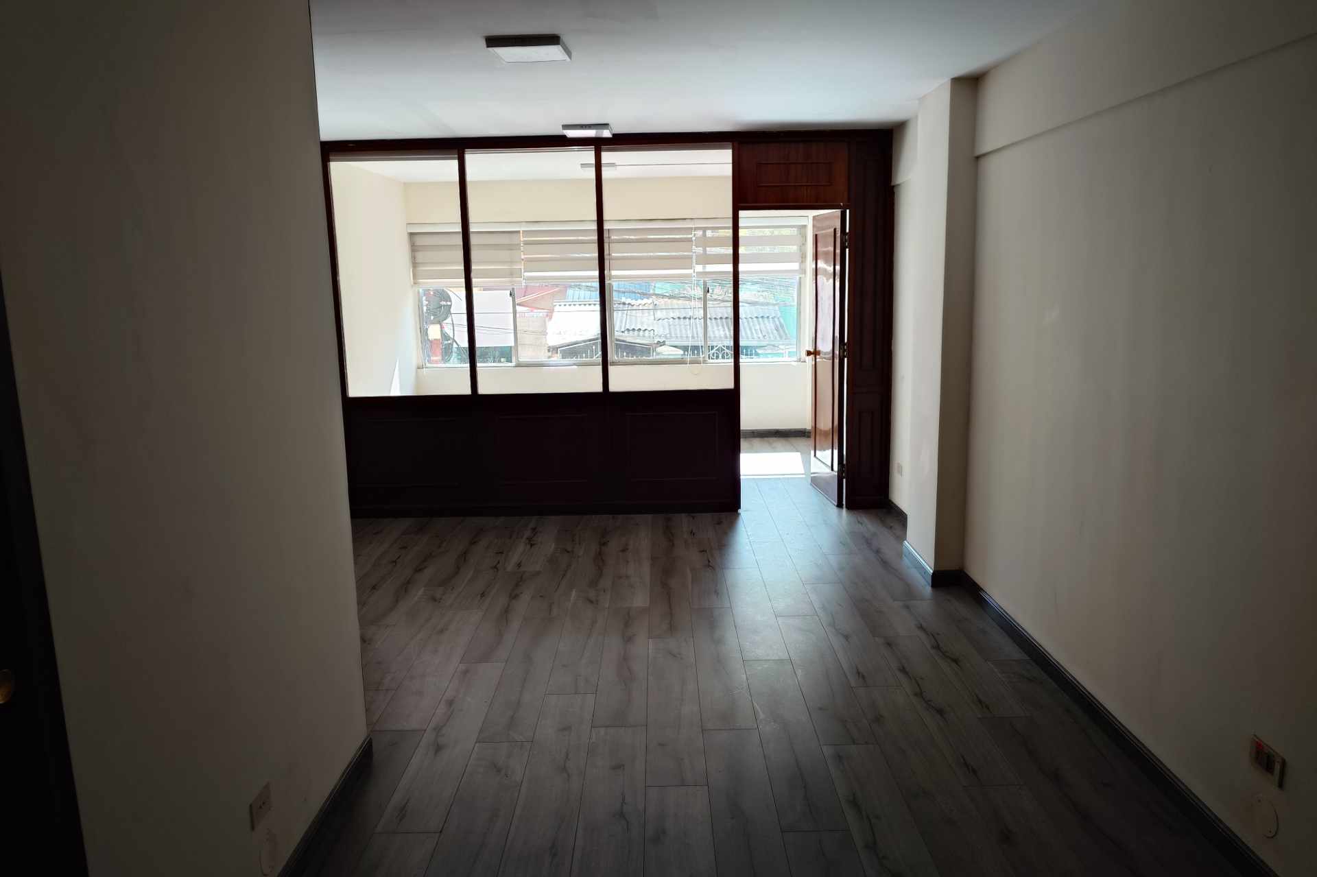 Oficina Edificio Guadalquivir, Av. 20 de Octubre, esquina Rosendo Gutierrez  Foto 6