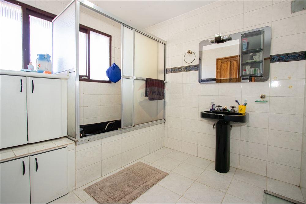 Casa en VentaCASA EN VENTA ZONA LAS CUADRAS 7 dormitorios 3 baños 2 parqueos Foto 10