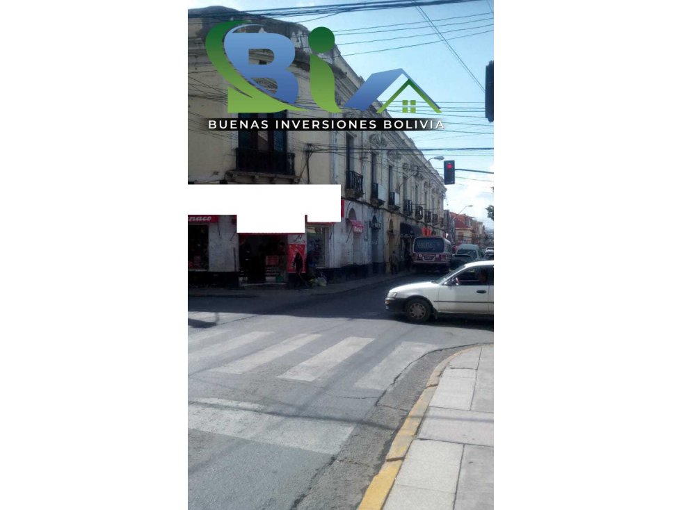 Casa en VentaCASA COMERCIAL ESQUINA DOS PLANTAS RENTABLE CBBA. 28 dormitorios 7 baños  Foto 2