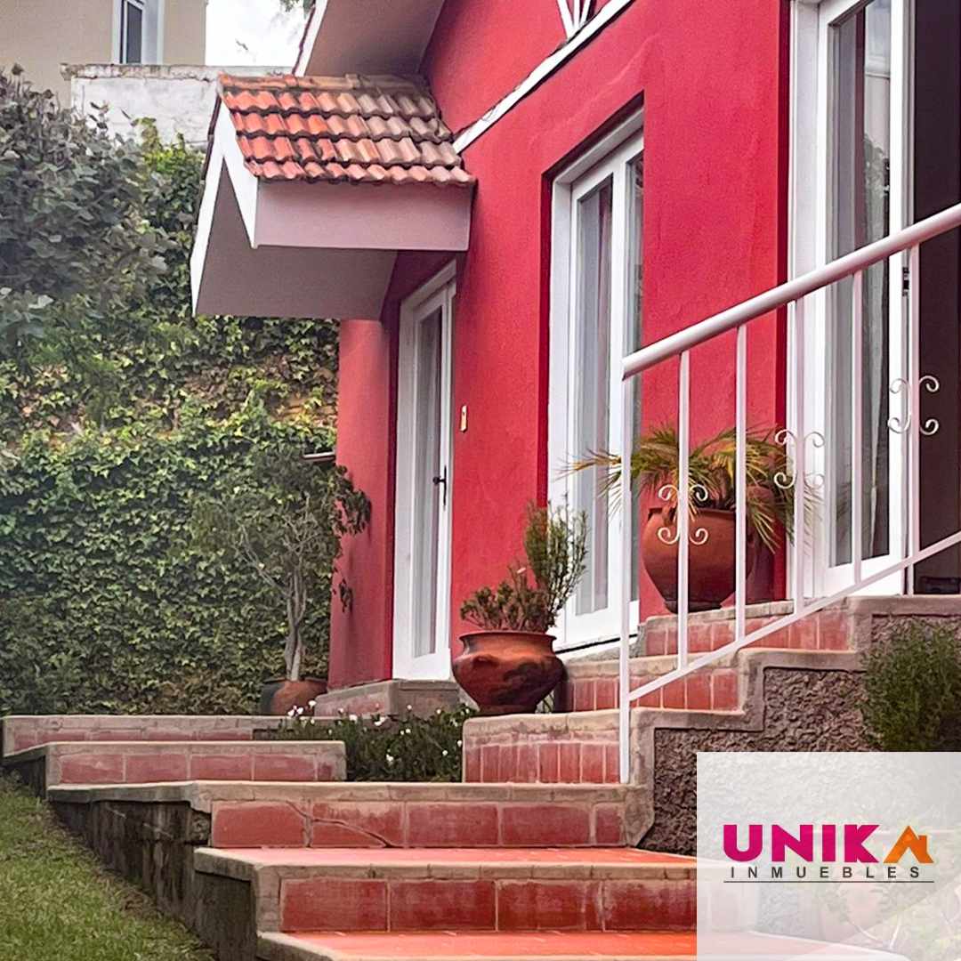 En Alquiler a $us 900 Foto 3