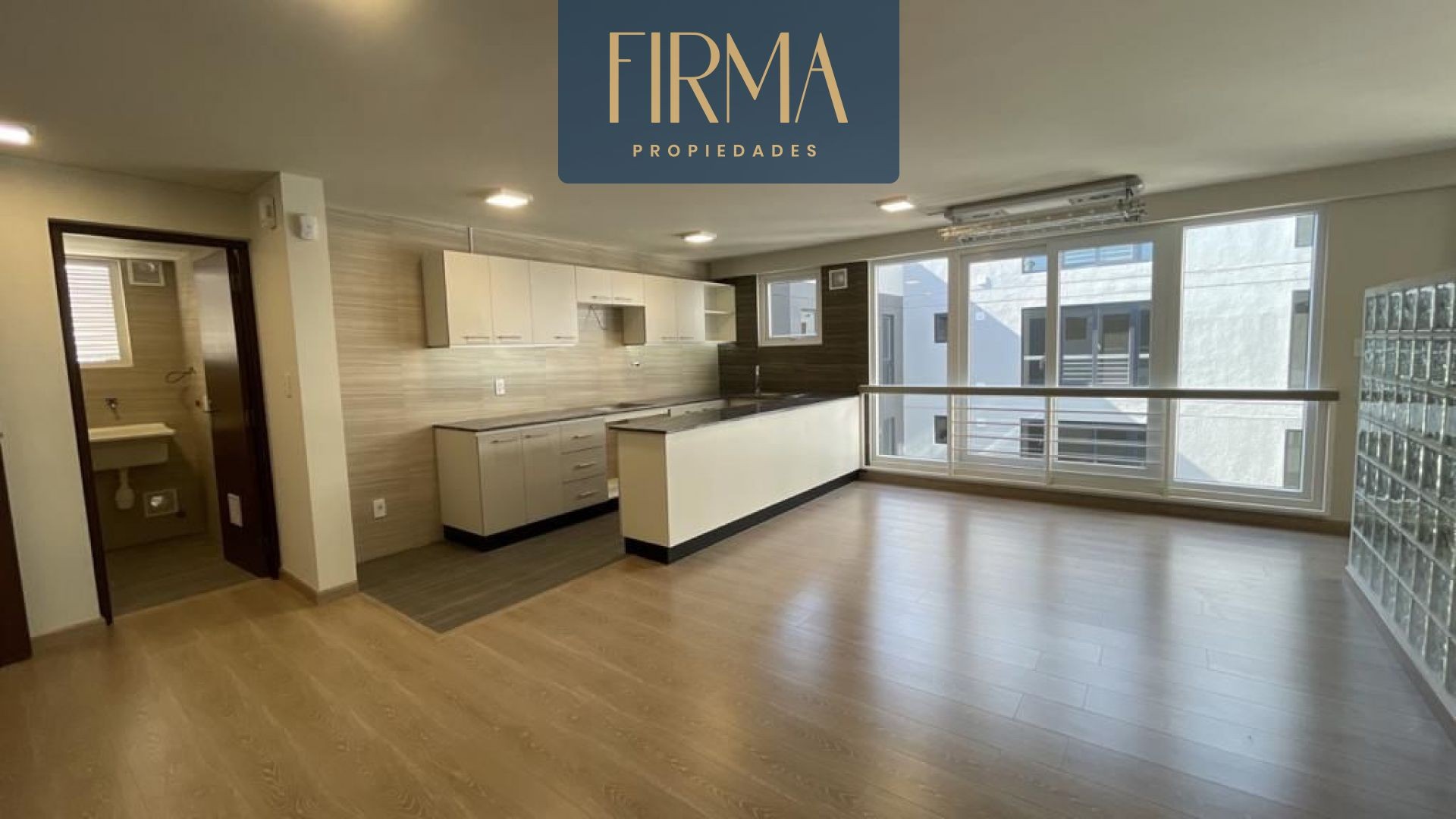 En Venta a $us 67,800 Foto 1