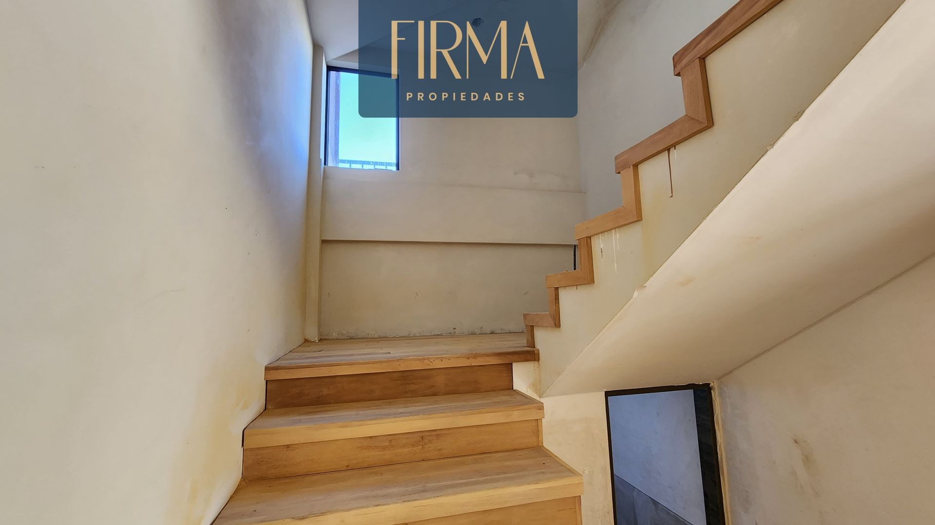 Casa en Achumani en La Paz 4 dormitorios 5 baños 2 parqueos Foto 18