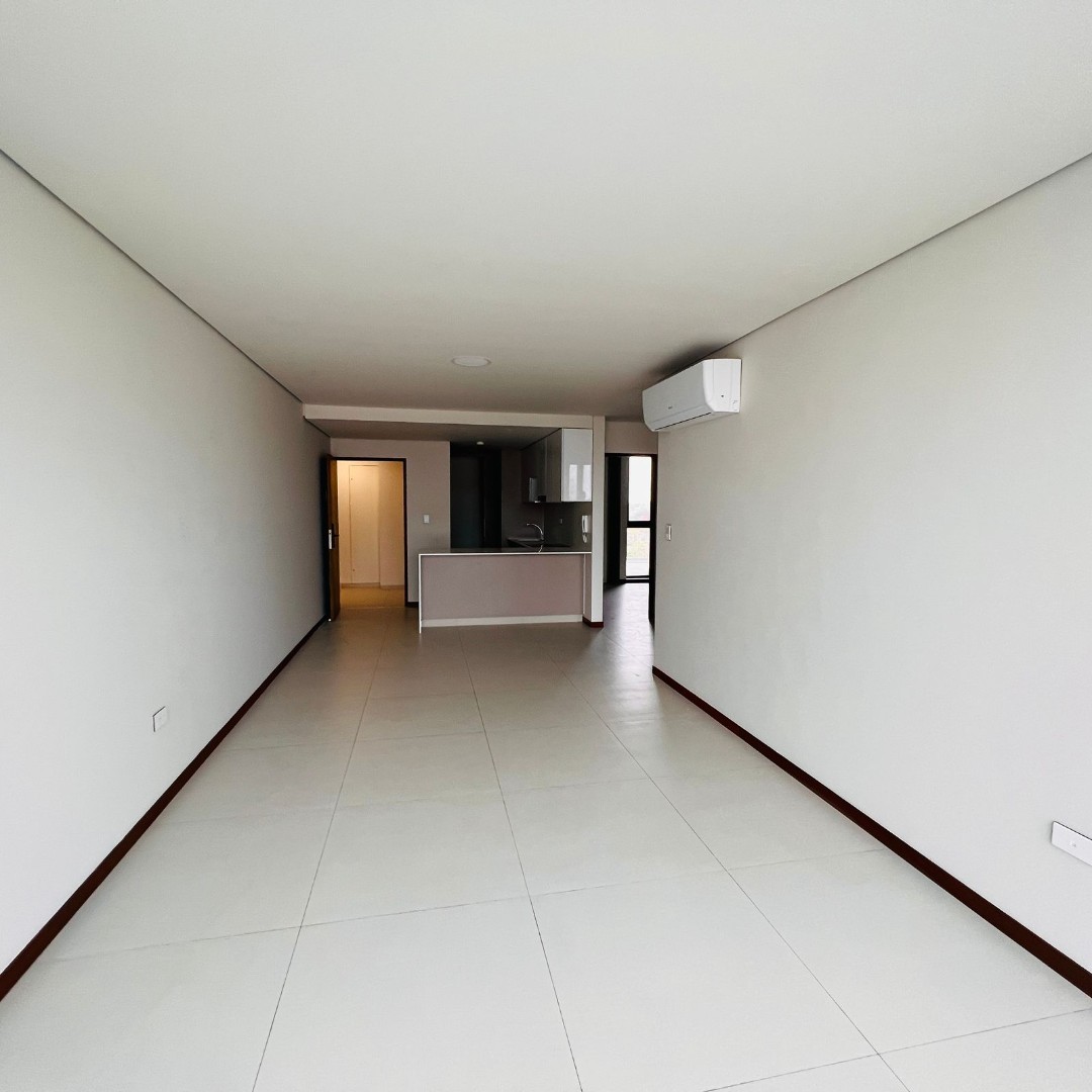 Departamento en AlquilerEDIFICIO VERTICAL 60  Foto 15