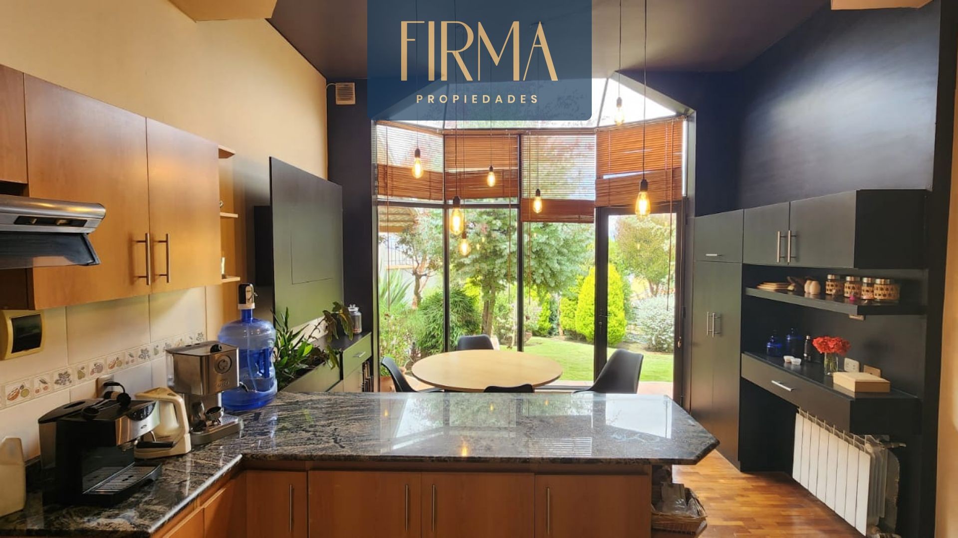 Casa en VentaLas Lomas de Achumani 3 dormitorios 3 baños 2 parqueos Foto 14