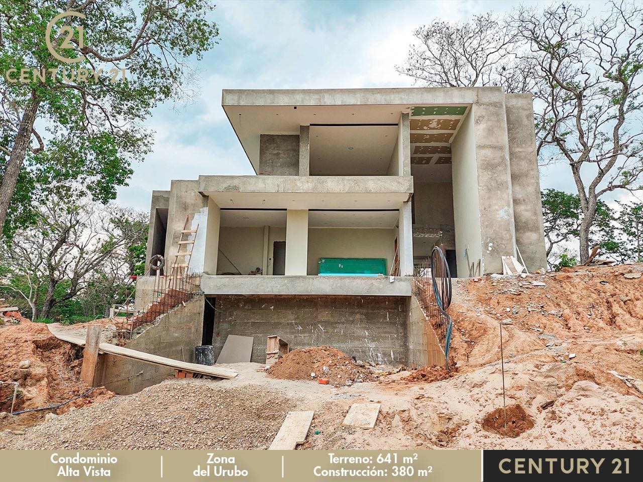 Casa en Urubó en Santa Cruz de la Sierra 5 dormitorios 4 baños 2 parqueos Foto 6