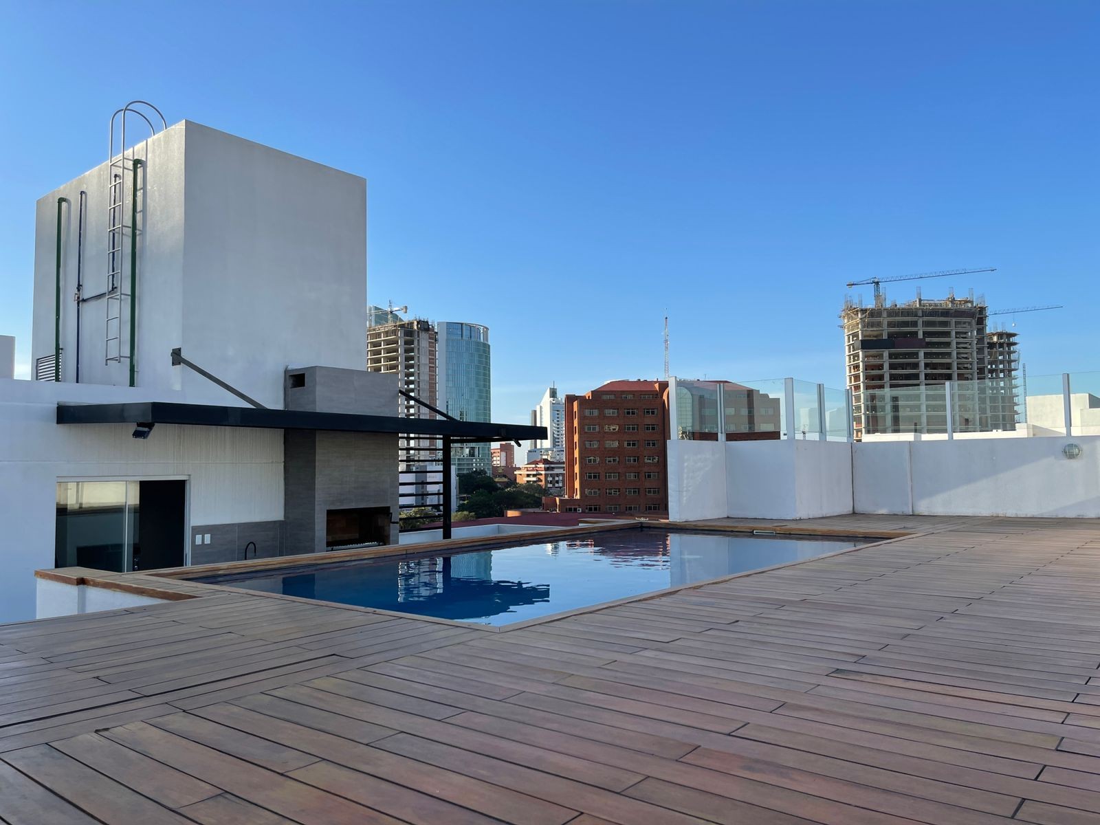 En Alquiler a $us 650 Foto 9