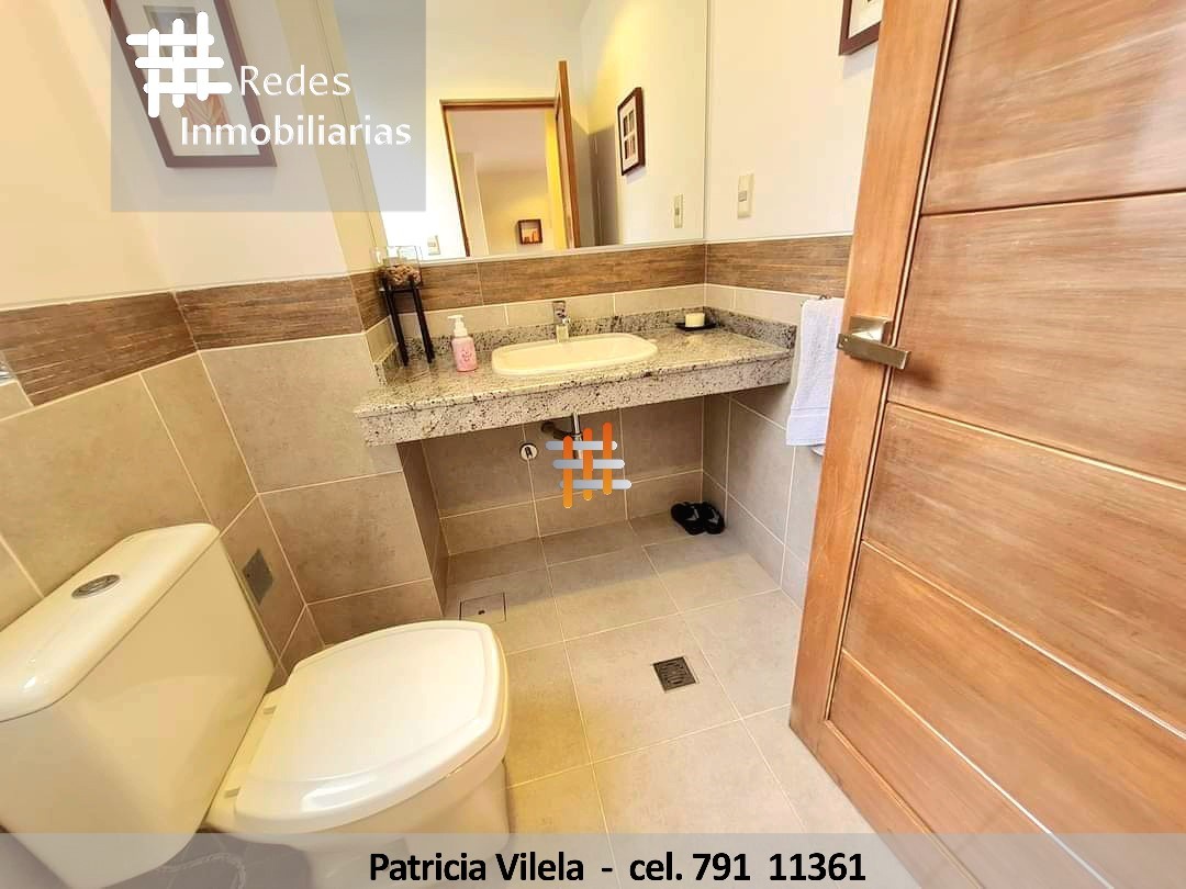 Casa en VentaCASA EN VENTA EN CONDOMINIO PRIVADO – SEMI NUEVA MUY MODERNA  3 dormitorios 4 baños 2 parqueos Foto 12