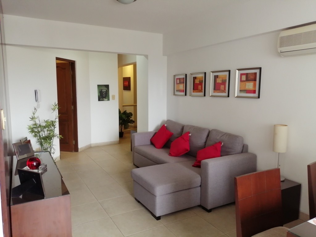Departamento en AlquilerCONDOMINIO PLAZA LIBERTAD Foto 3