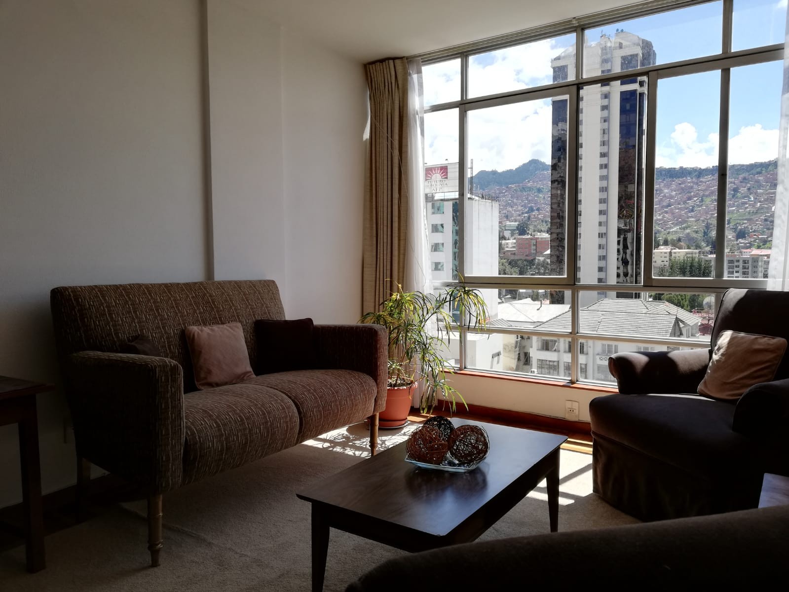 Departamento en AlquilerAv. 6 de Agosto Foto 2