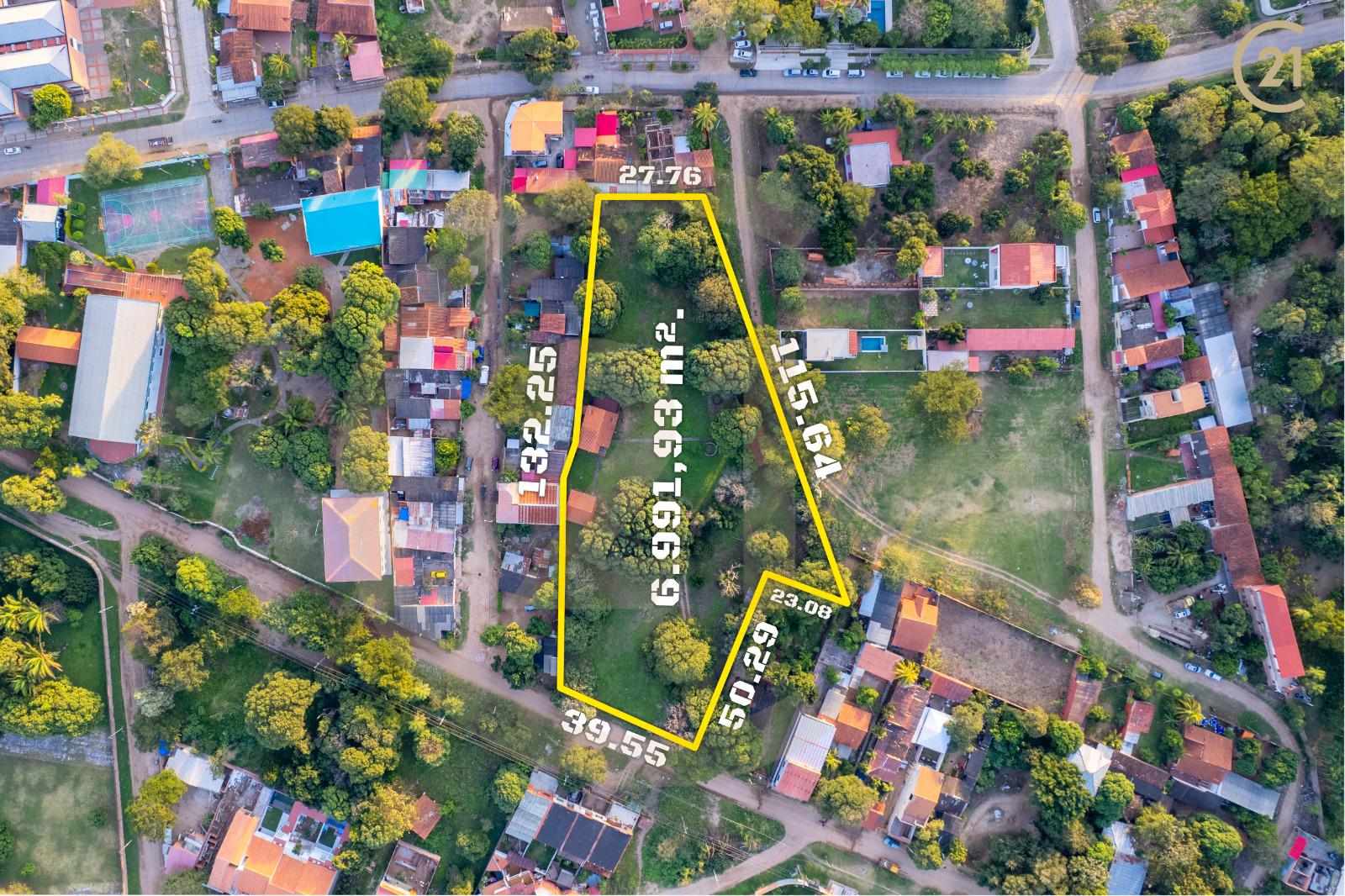 Terreno en VentaAv. Alemana 8vo. anillo zona norte Foto 2