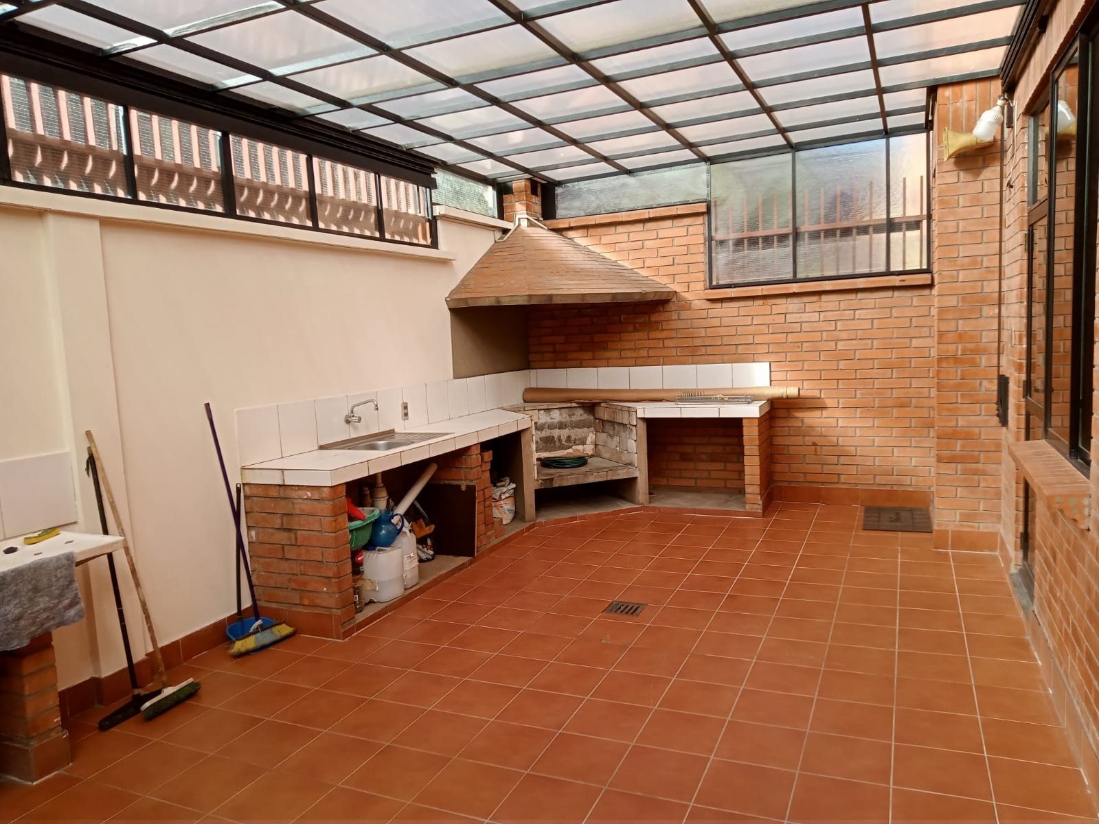 Departamento en Alquiler¡¡ALQUILA ESTE DEPARTAMENTO EN ACHUMANI, CON PATIO Y PARRILLERO PRIVADO!! Foto 24