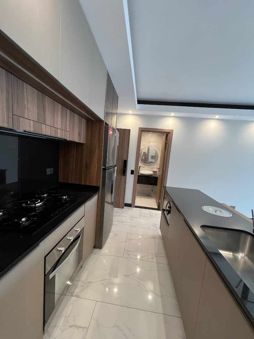 Departamento en Equipetrol en Santa Cruz de la Sierra 2 dormitorios 3 baños  Foto 13