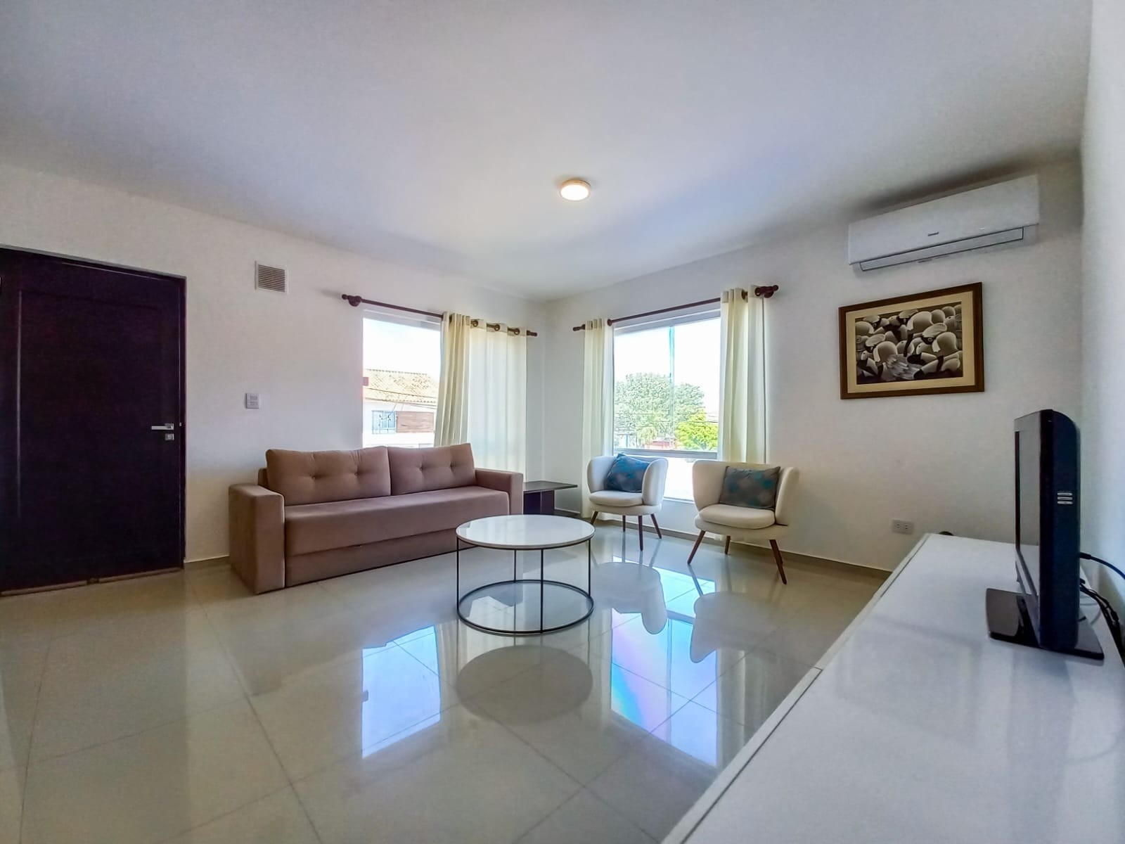 En Alquiler a $us 450 Foto 4