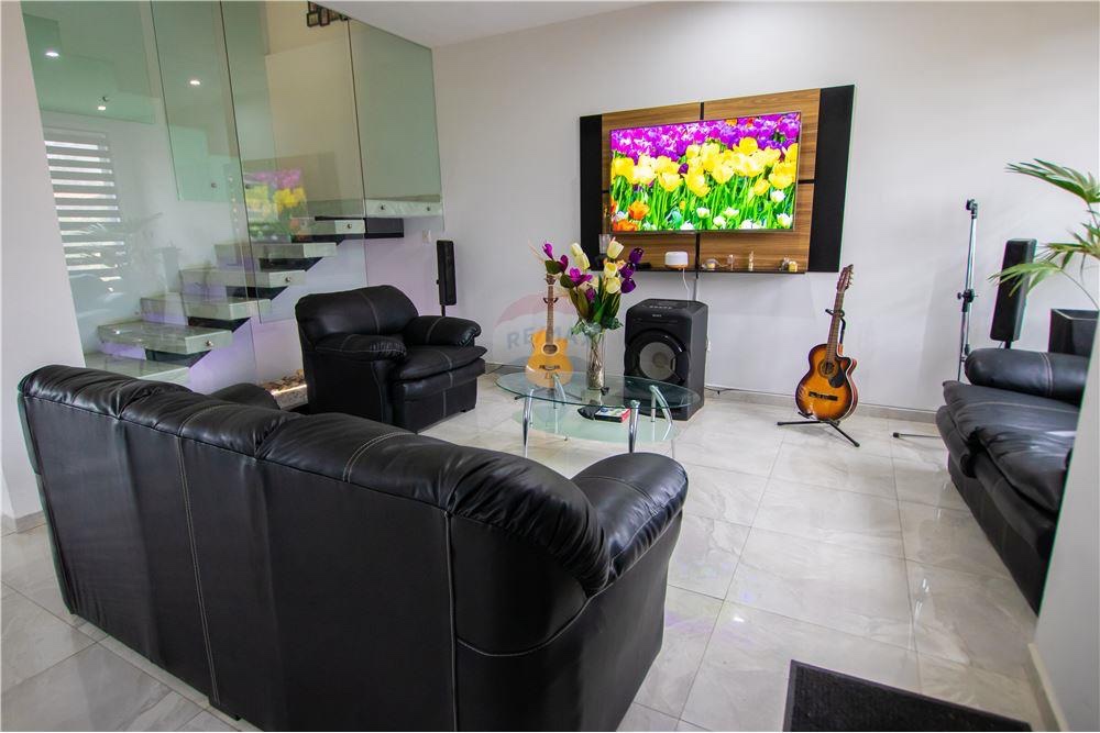 Casa CASA EN VENTA EN CONDOMINIO SAN HUMBERTO TIQUIPAYA Foto 16