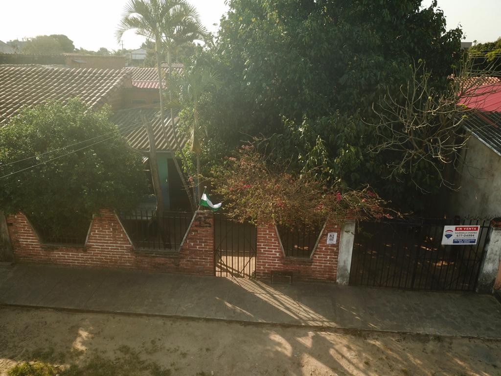 Casa en Entre 4to y 5to anillo Norte en Santa Cruz de la Sierra 3 dormitorios 1 baños 3 parqueos Foto 1