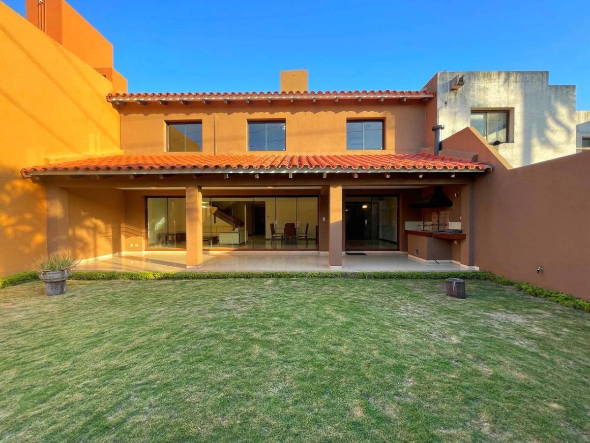 En Alquiler a Bs 15,500 Foto 1